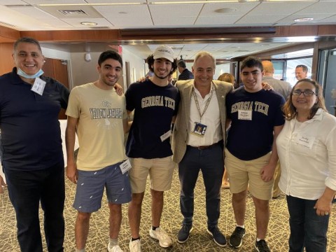 Adam, Rommi and Zane Kashlan with their parents, Dean and Judy, and Georgia Tech President Ángel Cabrera (M.S. PSY ‘93, Ph.D. PSY ‘95).